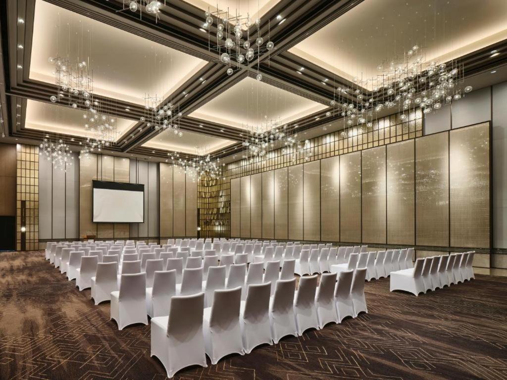 Intercontinental Xi'An North By Ihg Hotel Exterior photo